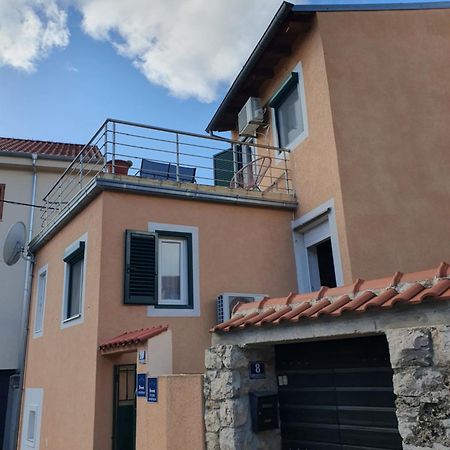 Apartment'S Dalmatia Шибеник Экстерьер фото