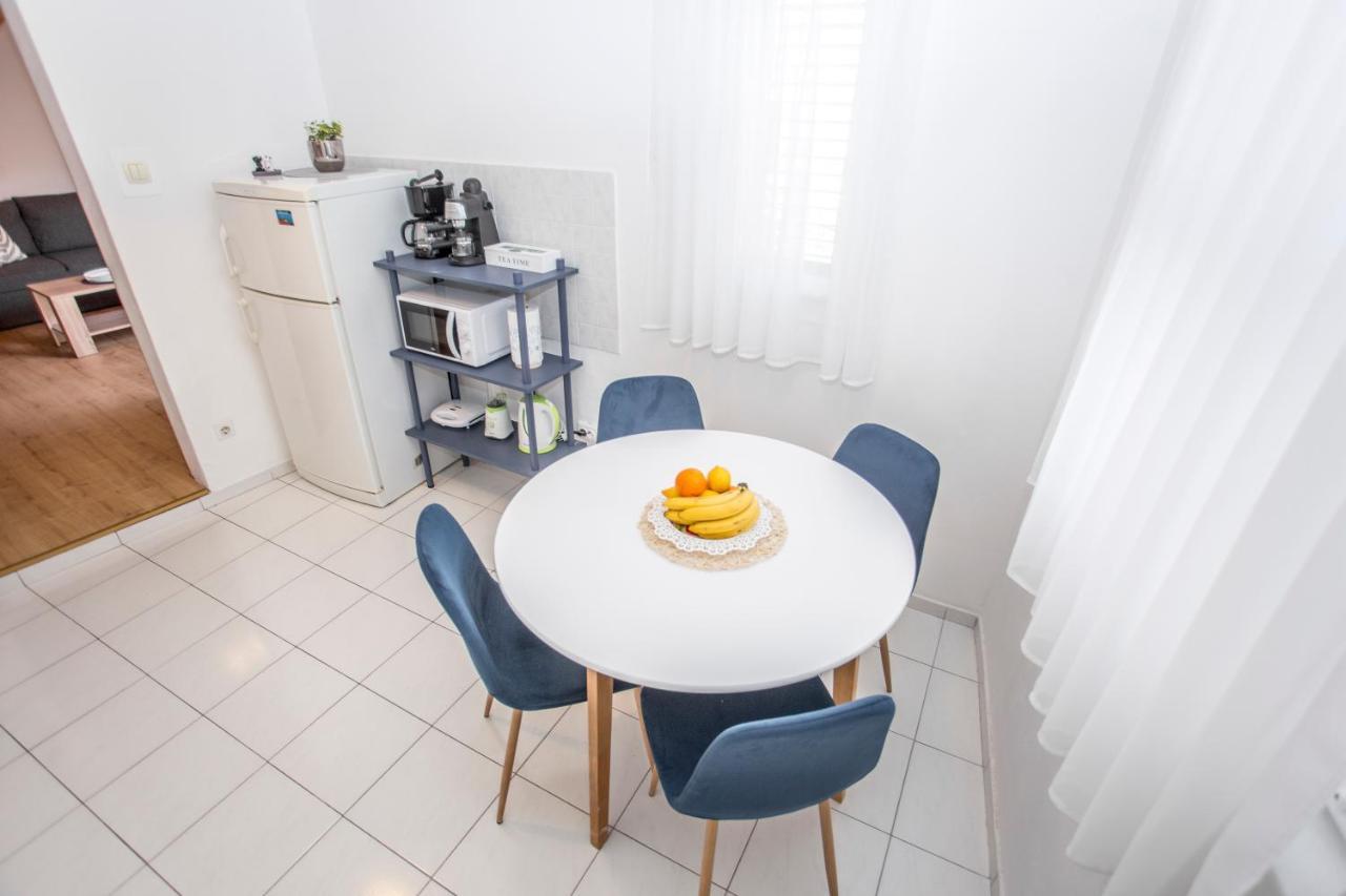 Apartment'S Dalmatia Шибеник Экстерьер фото